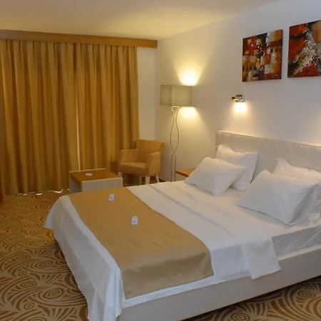 Egge Hotel 2*